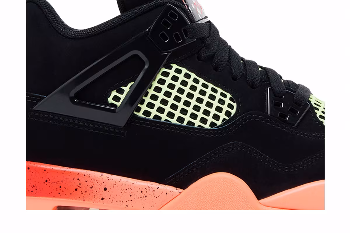 Air Jordan 4 GS Black Infrared, view 3