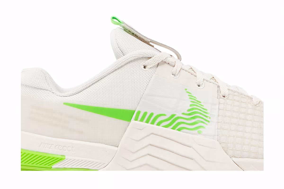 Nike Metcon 8 Phantom Green Strike, view 3
