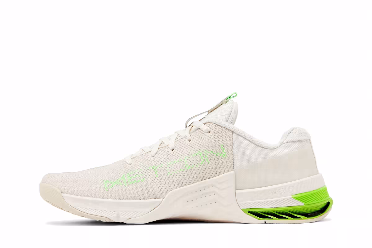 Nike Metcon 8 Phantom Green Strike, view 4