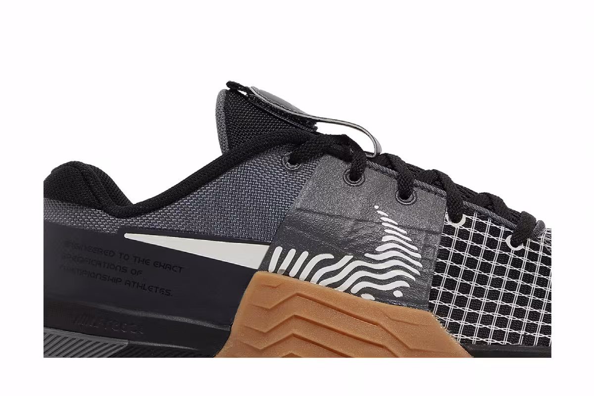 Nike Metcon 8 Iron Grey Gum, view 3