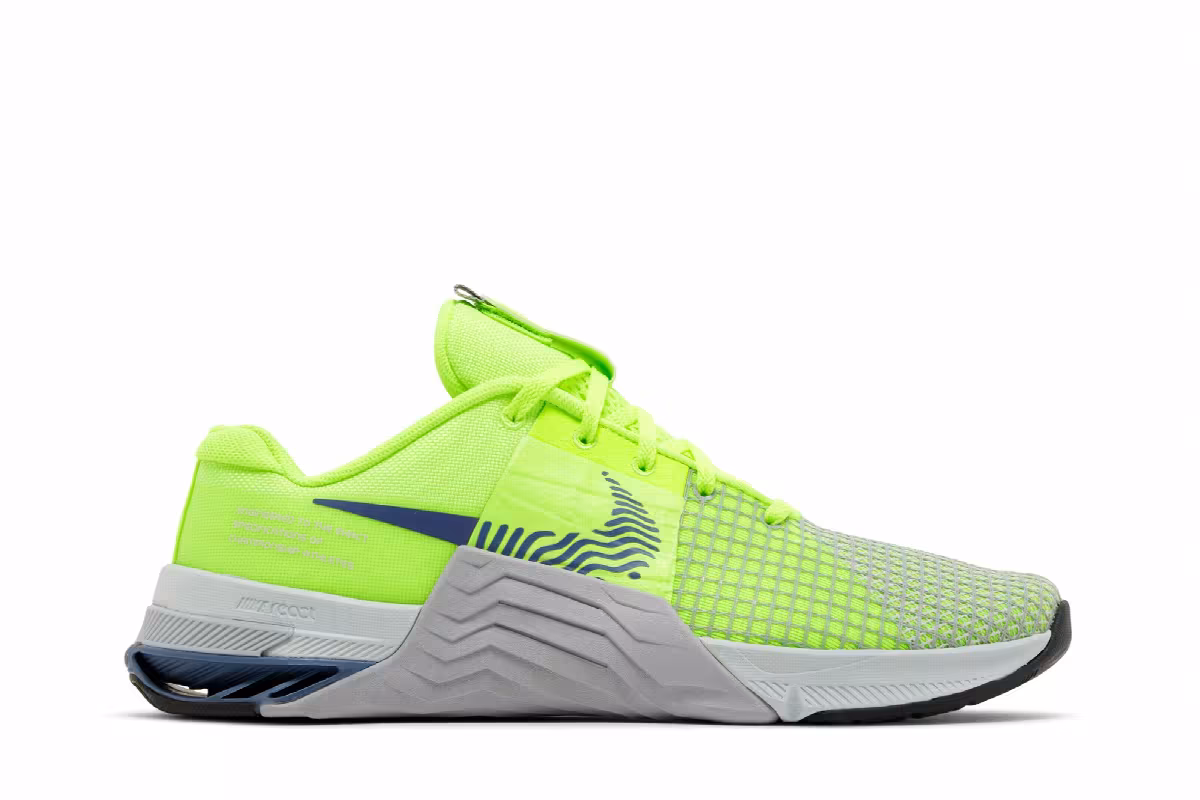 Nike Metcon 8 Volt Diffused Blue, view 2