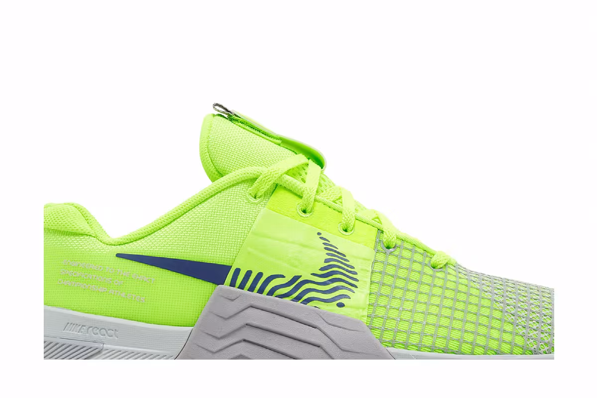 Nike Metcon 8 Volt Diffused Blue, view 3
