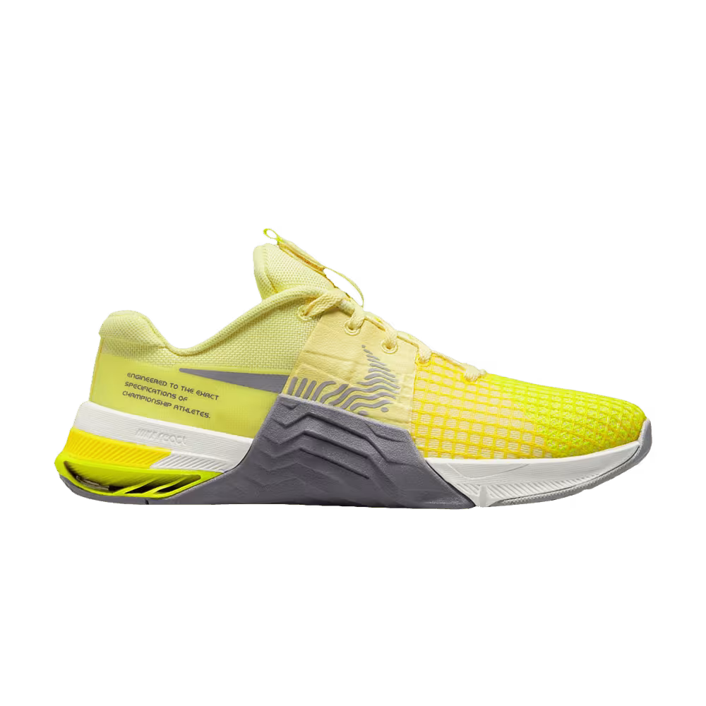 Nike Women's Metcon 8 Citron Tint Cool Grey