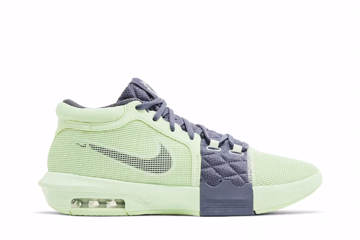 Nike LeBron Witness 8 Vapor Green, view 2