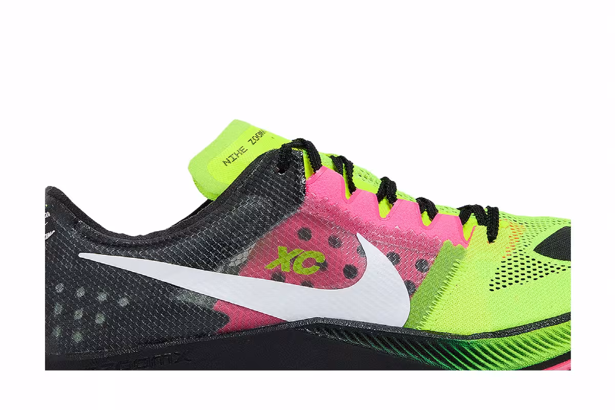 Nike ZoomX Dragonfly Volt Hyper Pink, view 3