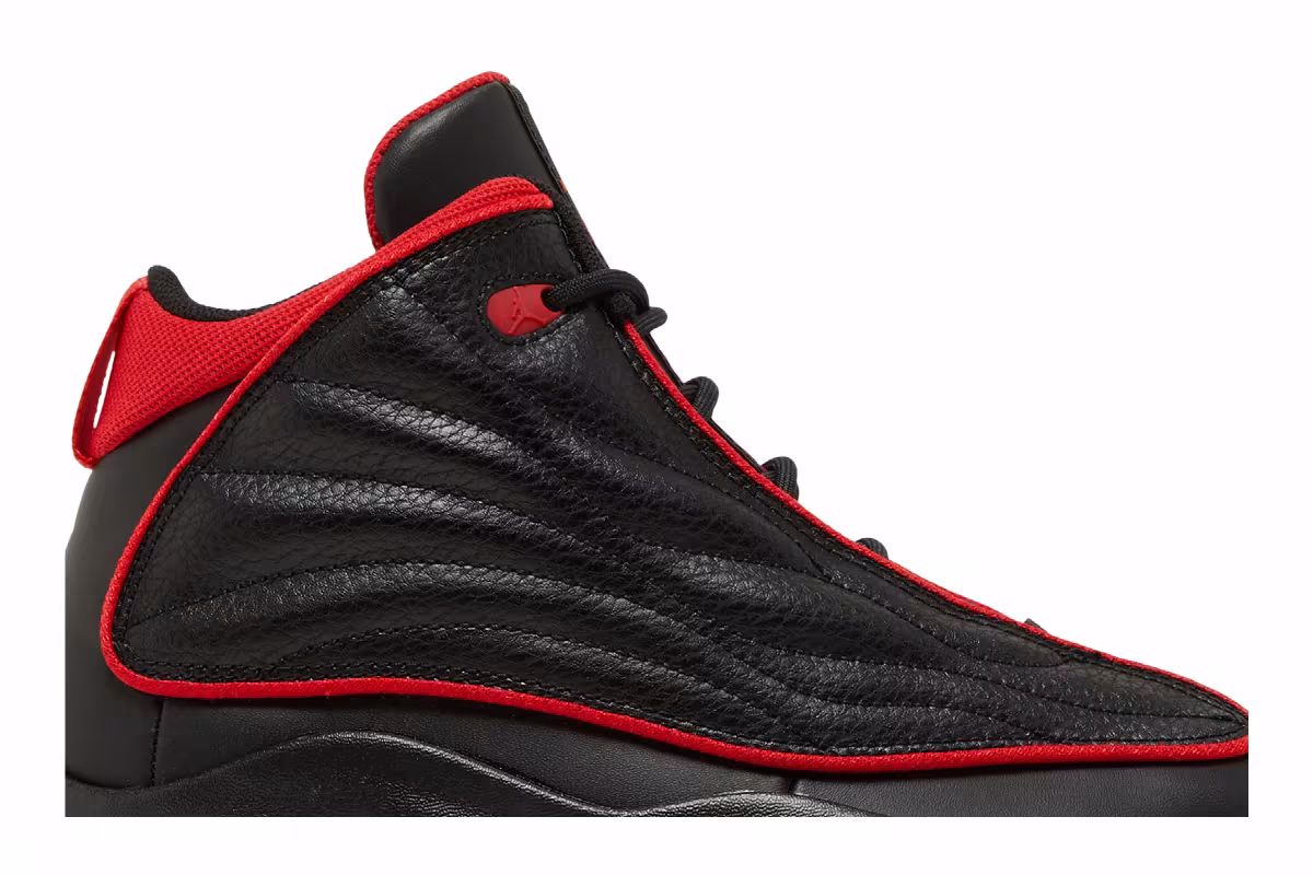 Air Jordan Pro Strong GS Bred, view 3