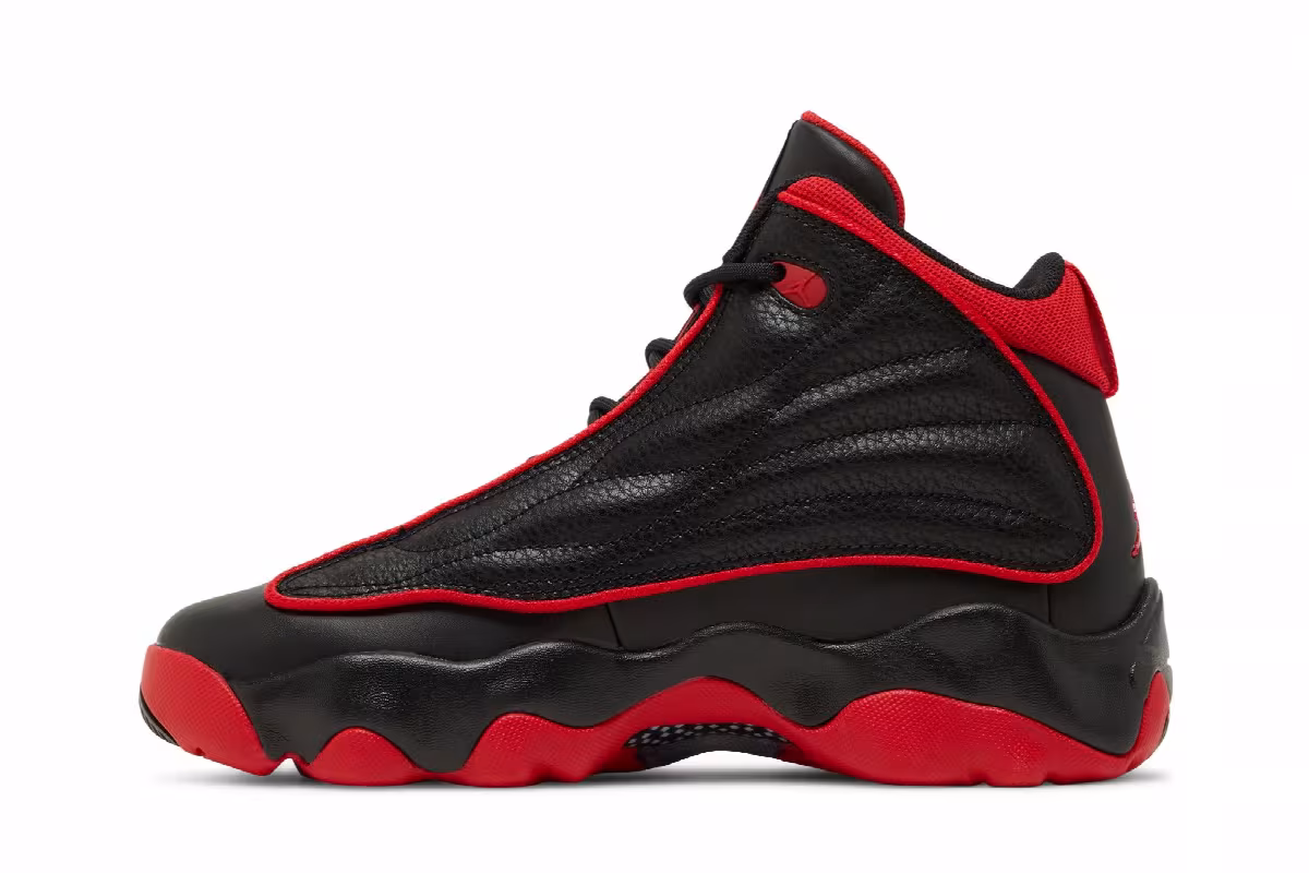Air Jordan Pro Strong GS Bred, view 4