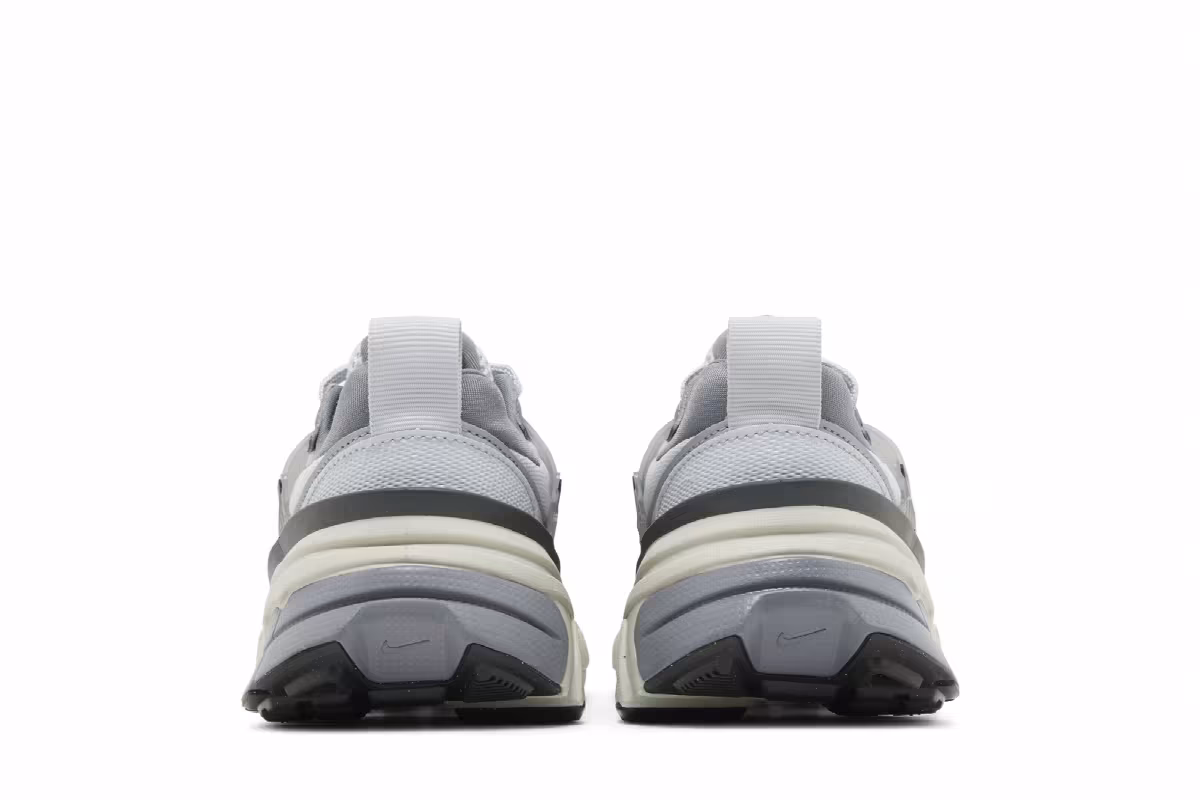 Nike Women's V2K Run Pure Platinum Wolf Grey, view 7