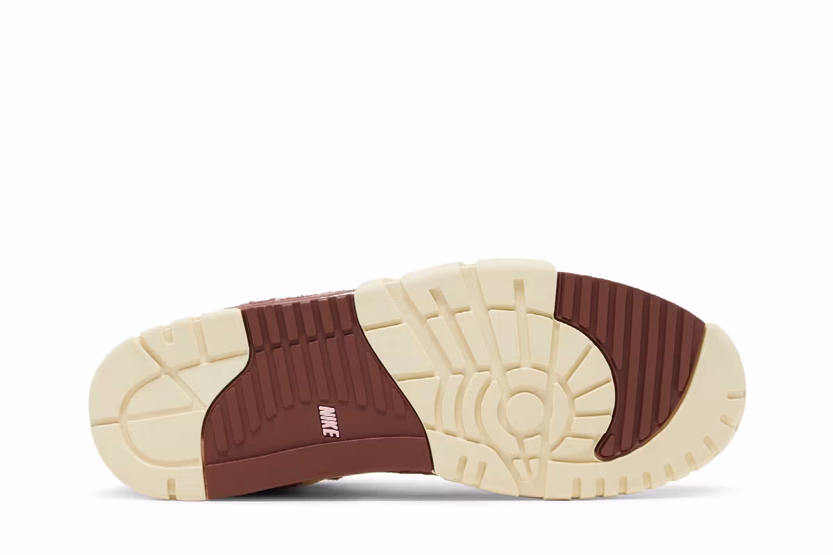 Nike Men's Air Trainer 1 Valentine's Day, view 5