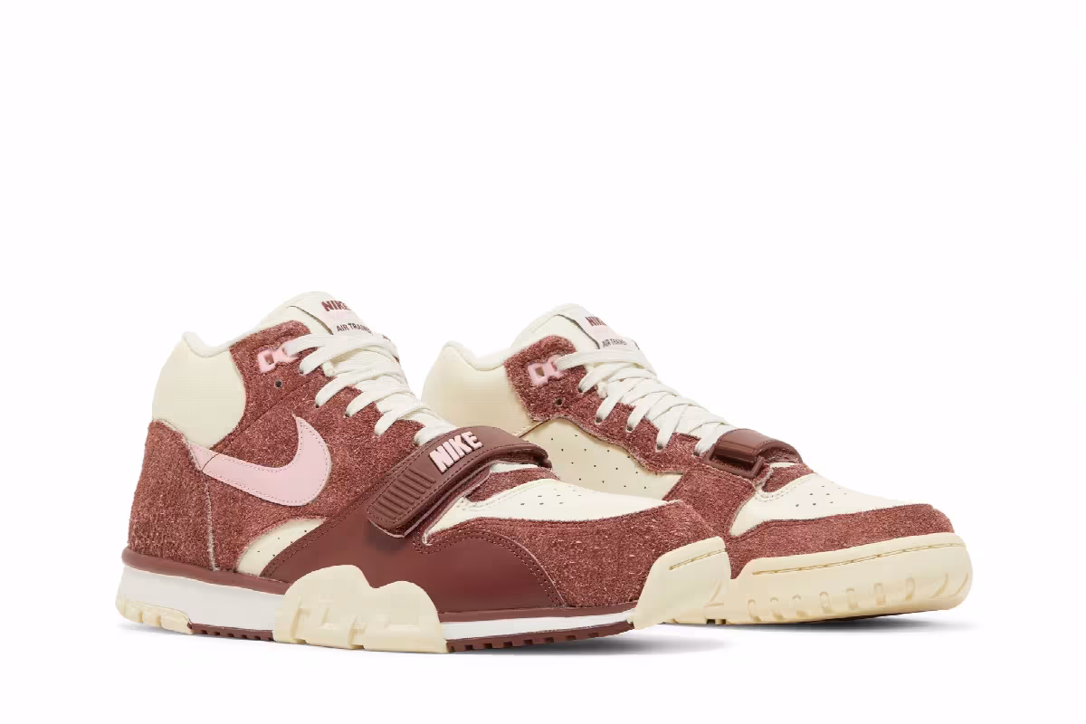 Nike Men's Air Trainer 1 Valentine's Day, view 9