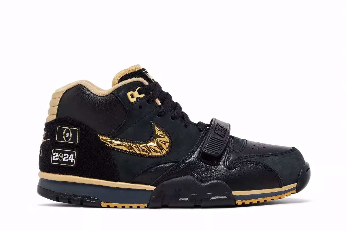 Nike Air Trainer 1 College Football Playoffs Pack - Black, view 2