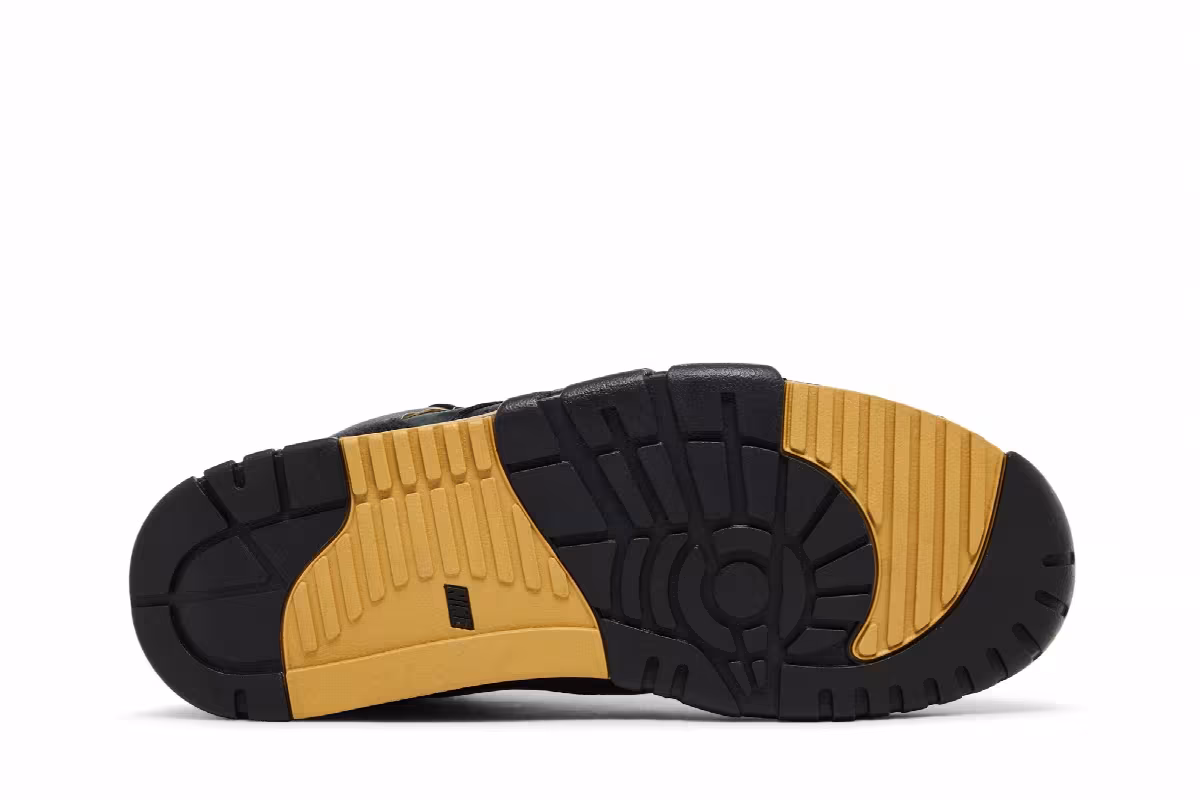 Nike Air Trainer 1 College Football Playoffs Pack - Black, view 5
