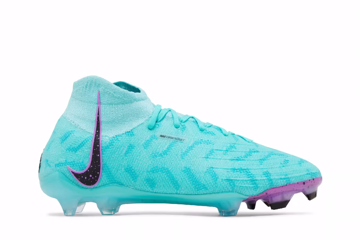 Nike Women's Phantom Luna Elite FG Peak Ready Pack, view 2