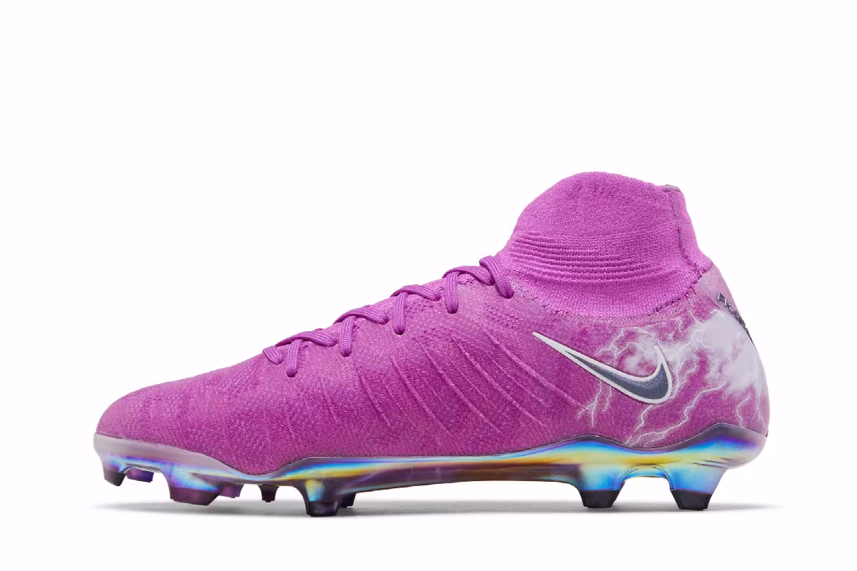 Nike Women's Phantom Luna Elite SE FG Thunder Pack, view 4