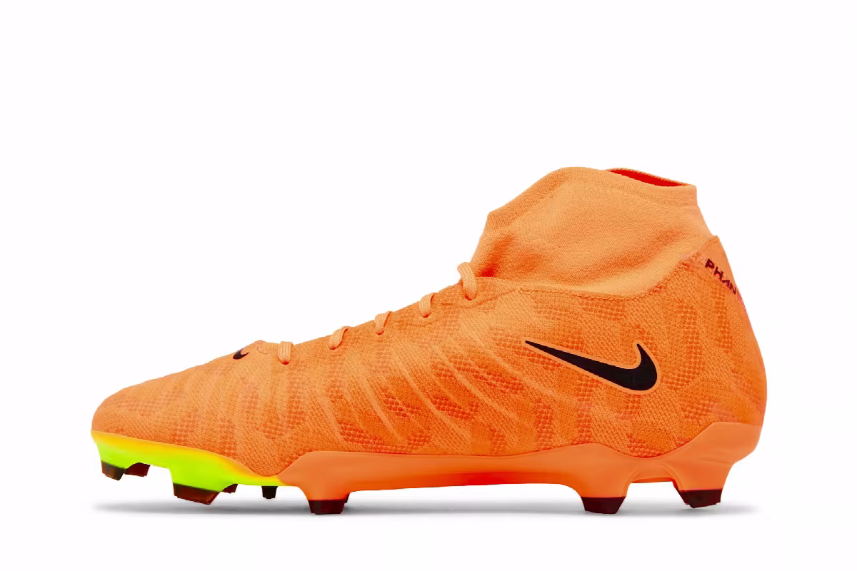 Nike Women's Phantom Luna FG United Pack, view 4