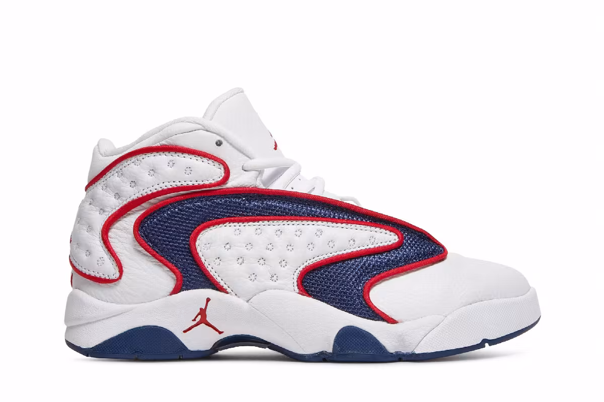Women's Air Jordan OG USA, view 2