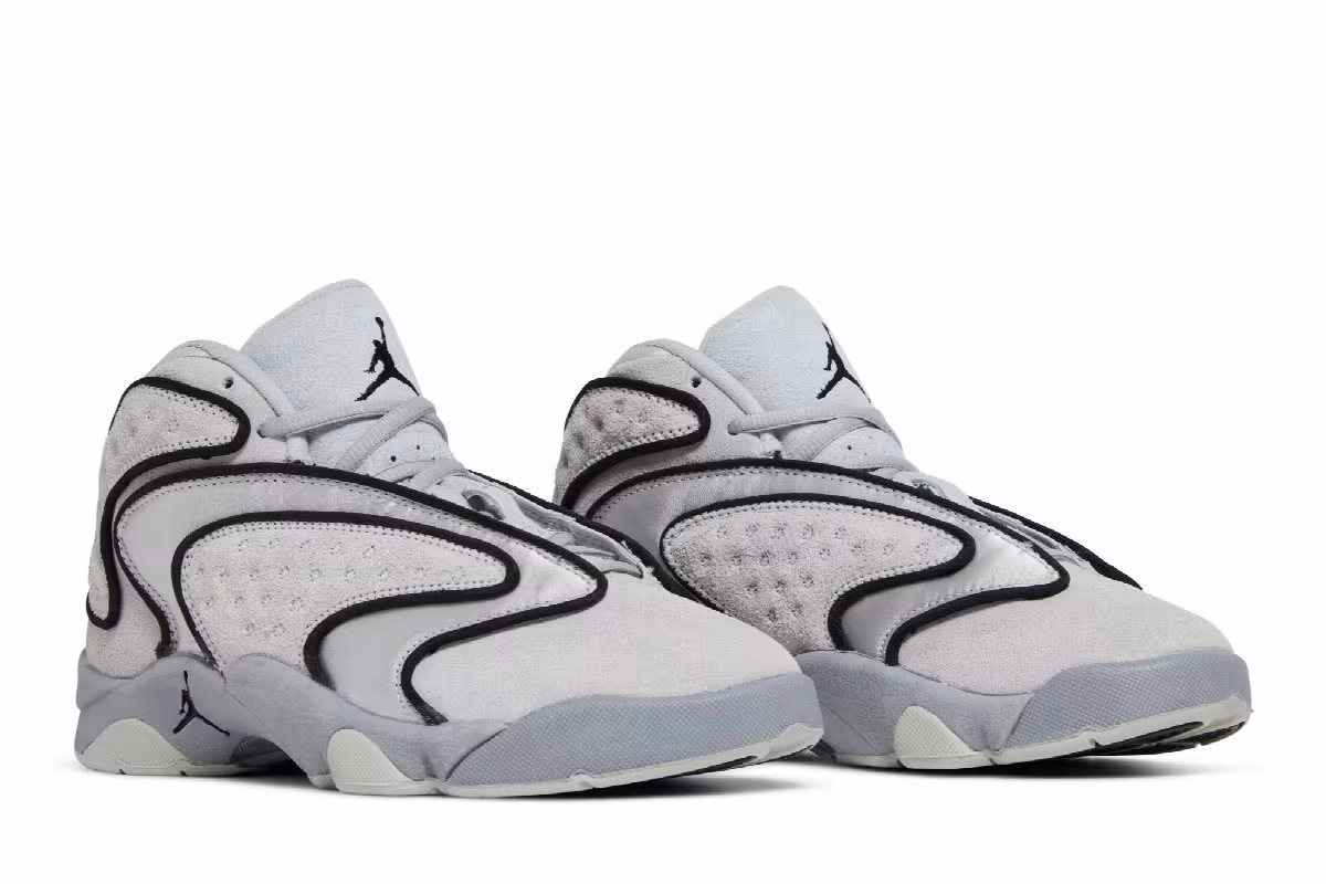 Women's Air Jordan OG Tech Grey, view 9
