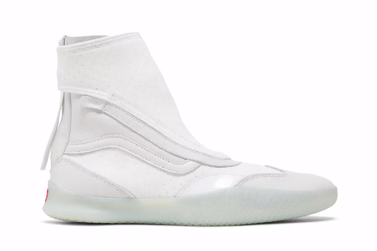 Vans Vault Boot Skoot LX White, view 2