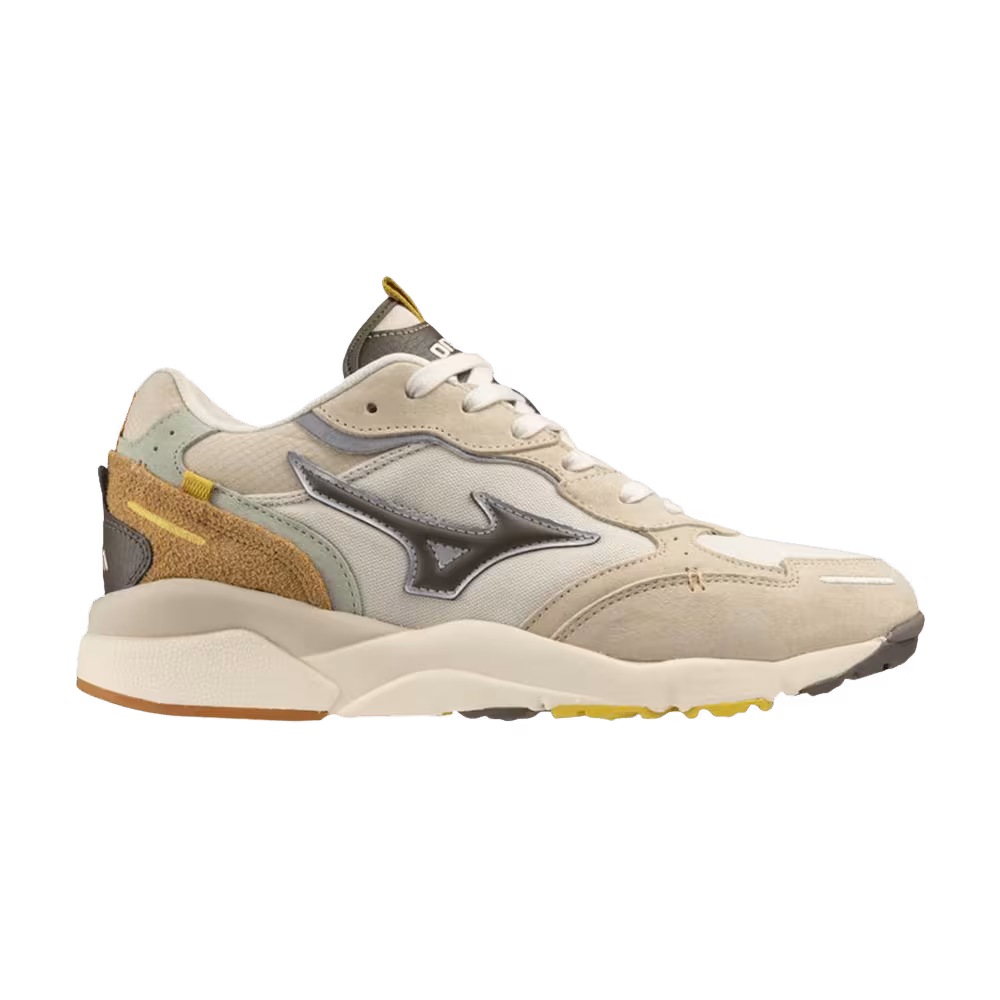 Mizuno Sky Medal Beta Mojave Desert
