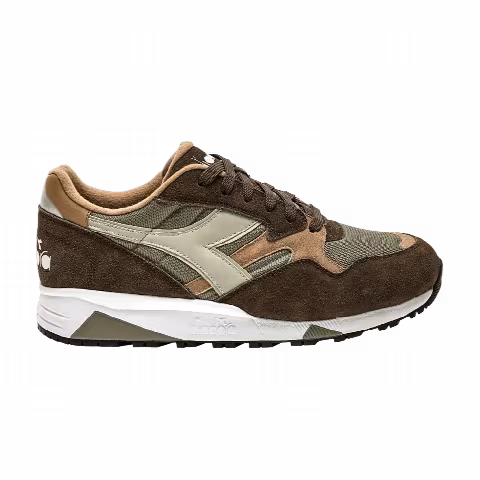 Diadora N902 'Vetiver'