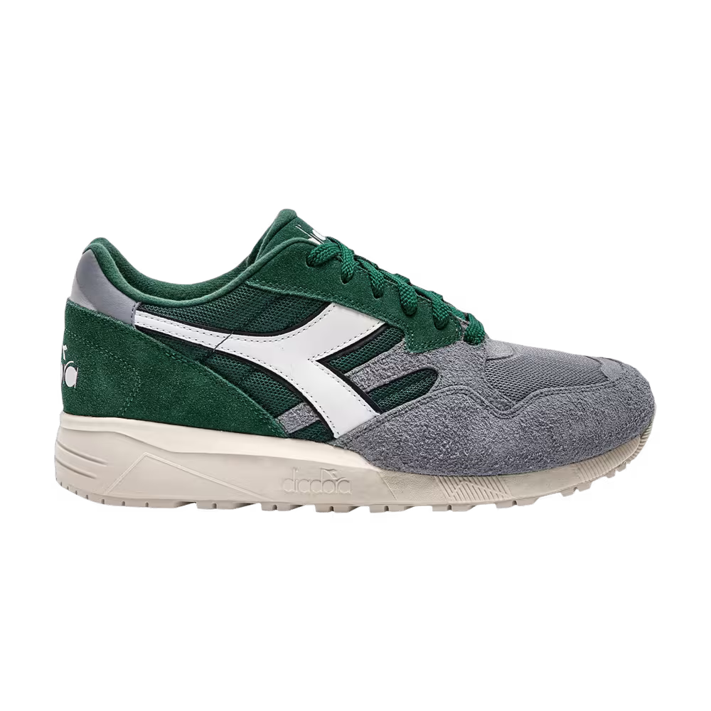 Diadora N902 Hairy Suede - Eden