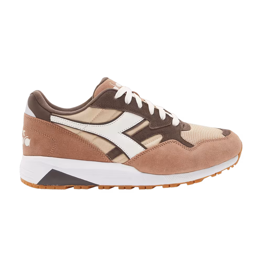 Diadora N902 Warm Sand Java