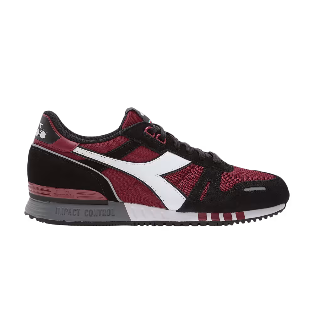 Diadora Titan Rhubarb Black