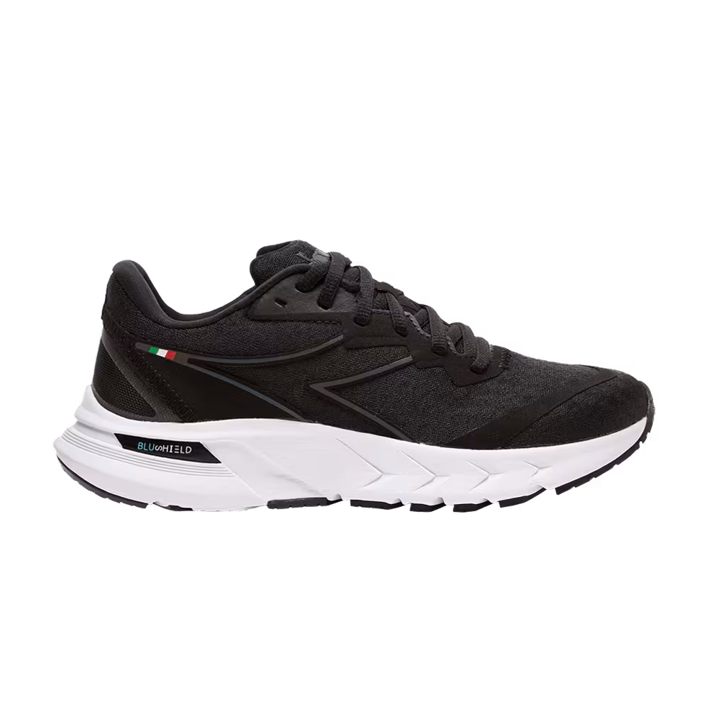 Diadora Women's Mythos Blushield Volo Hip 2 Black