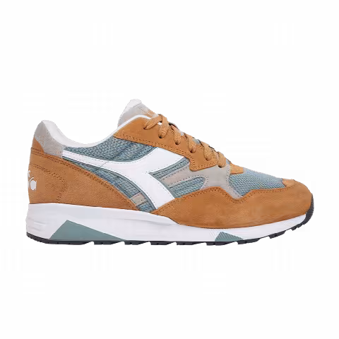 Diadora N902 S 'Doe Trooper'