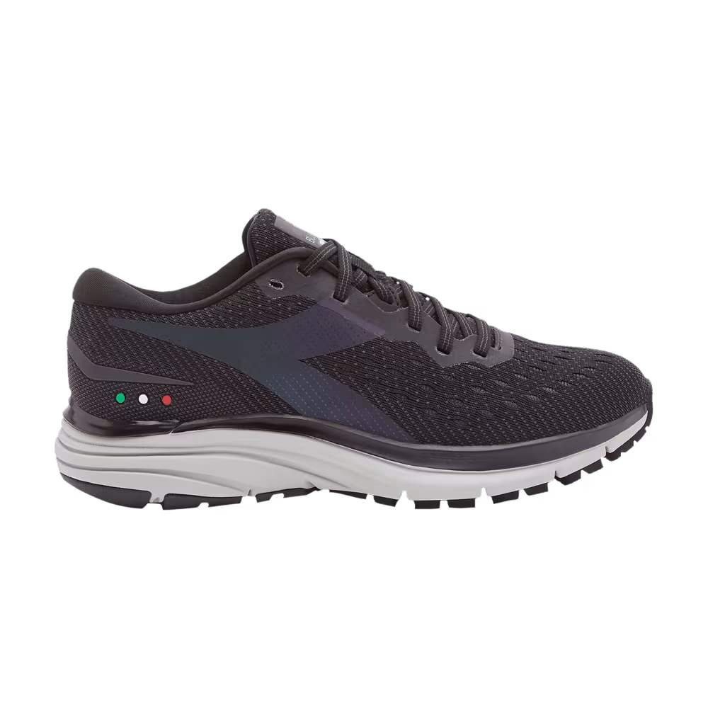 Diadora Women's Mythos Blushield Hip 6 Black