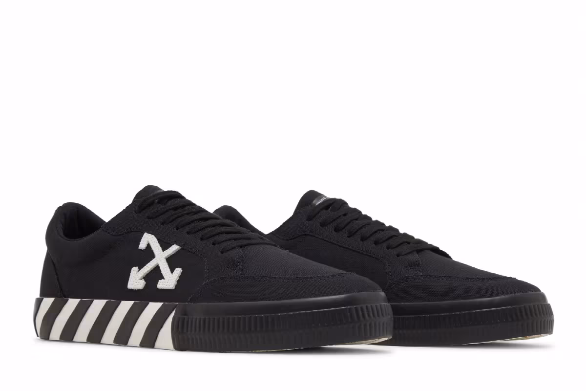 Off-White Vulc Sneaker Black White, view 9