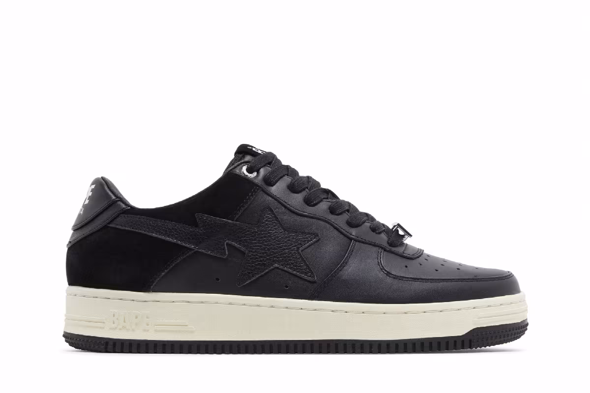 Bapesta Low Suede Heel - Black, view 2