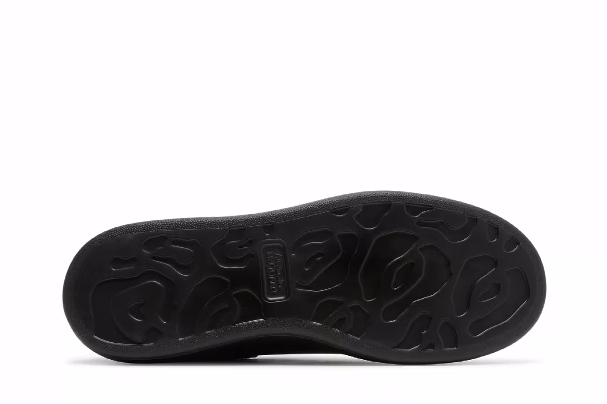 Alexander McQueen Oversized Sneaker Black Gold, view 5