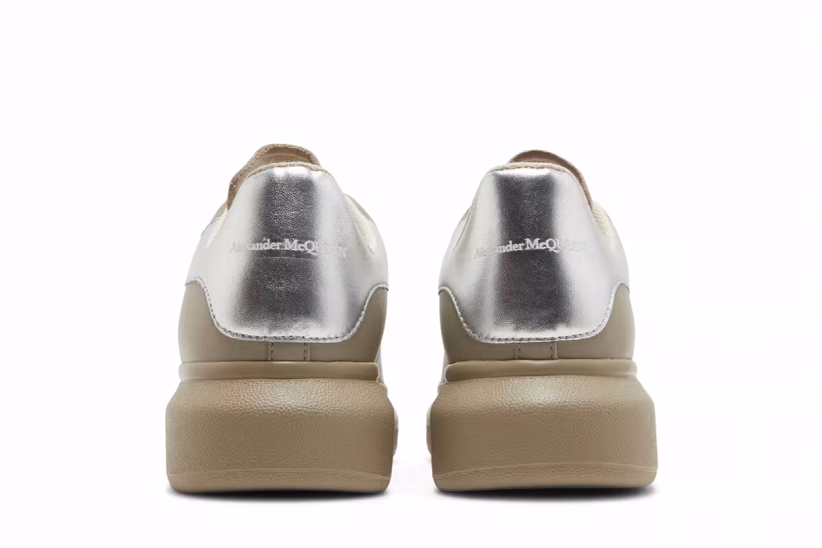 Alexander McQueen Oversized Sneaker Beige Silver, view 7
