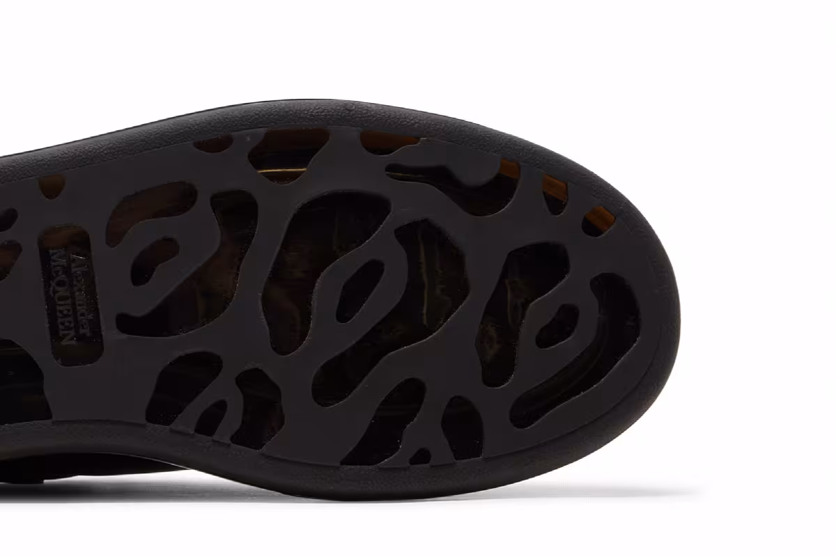 Alexander McQueen Oversized Sneaker Clear Sole - Black, view 6
