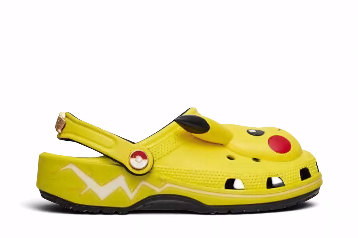 Pokémon x Crocs Classic Clog Pikachu, view 2