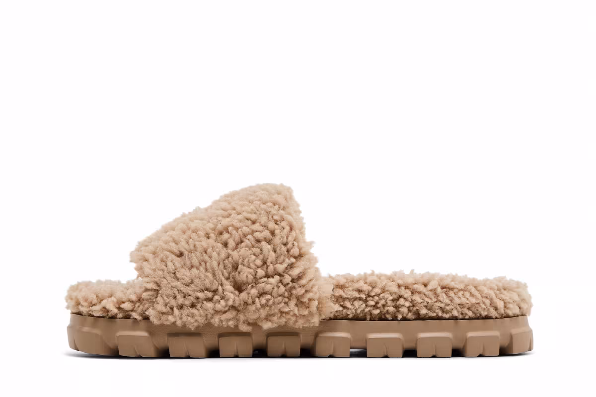 UGG Women's Cozetta Curly Slipper Sand, view 4