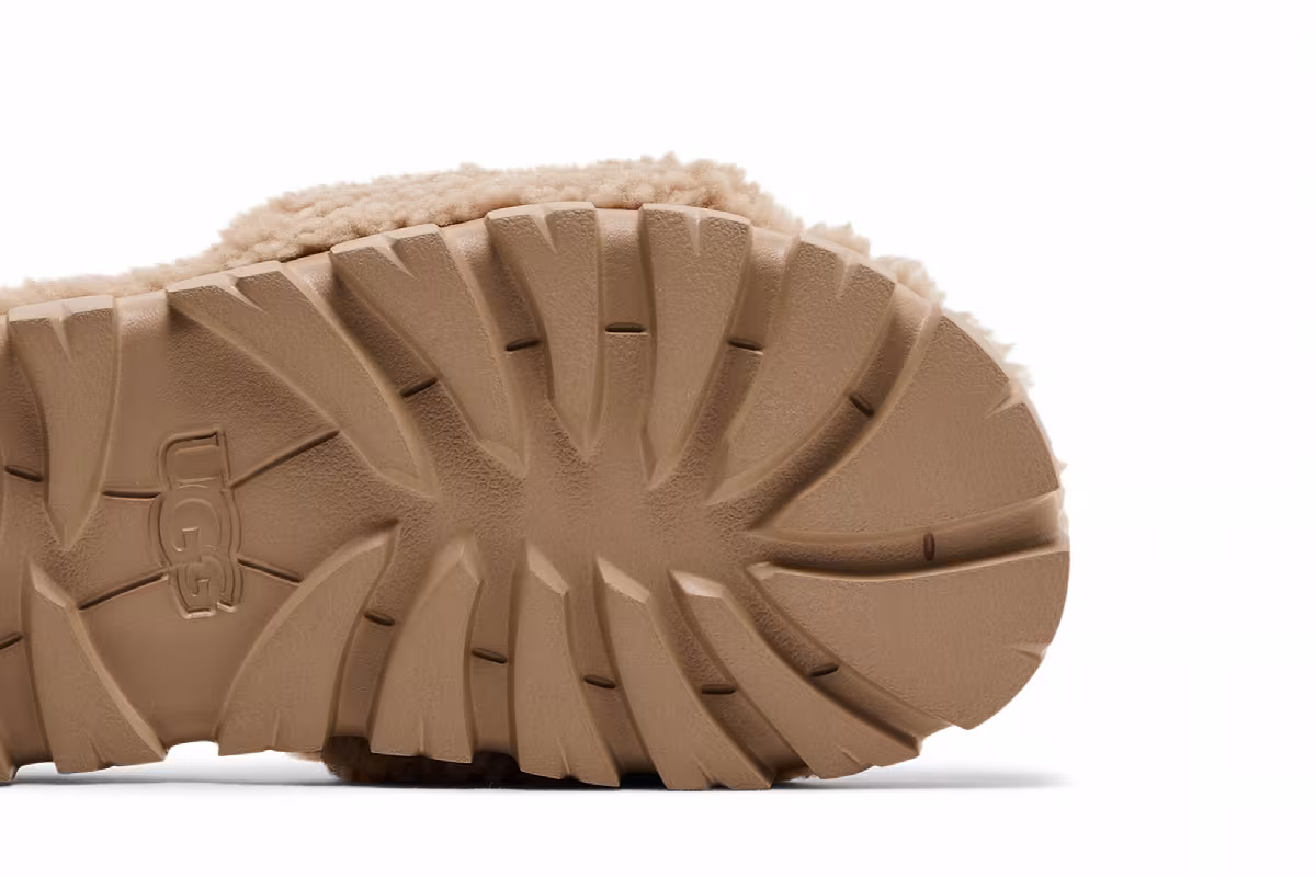 UGG Women's Cozetta Curly Slipper Sand, view 6