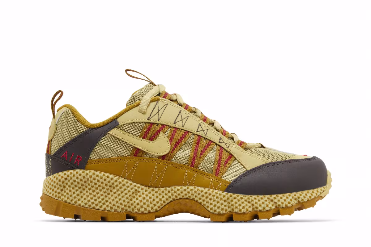 Nike Air Humara QS Buff Gold, view 2