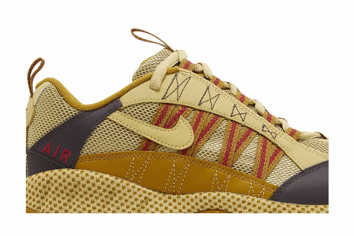 Nike Air Humara QS Buff Gold, view 3