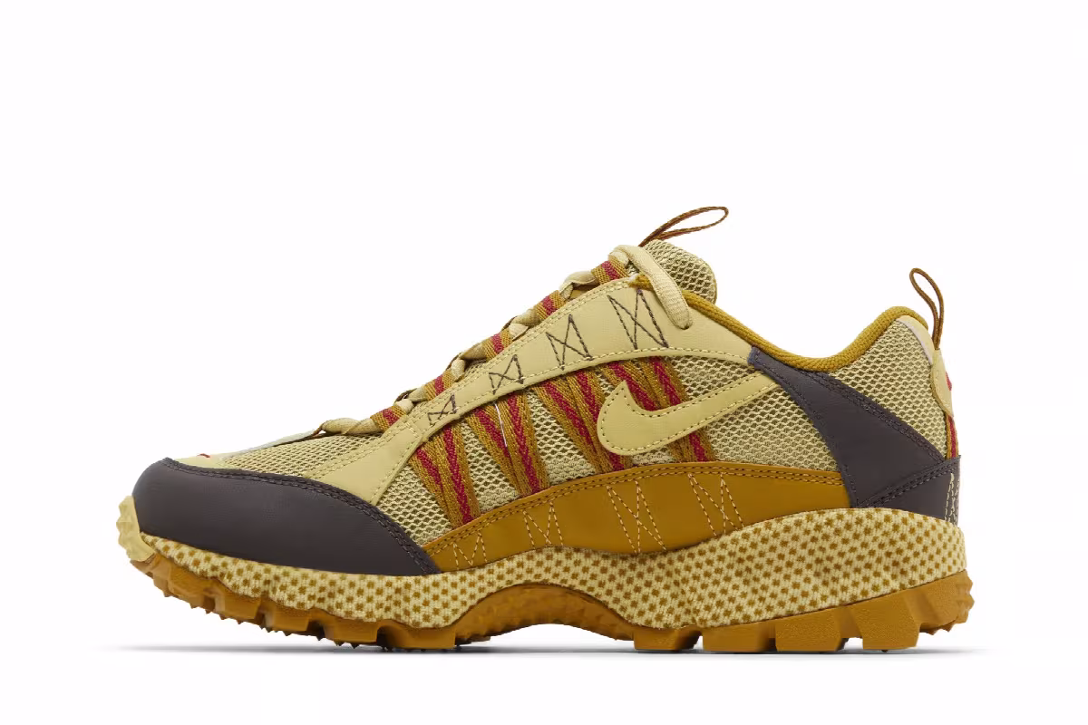 Nike Air Humara QS Buff Gold, view 4