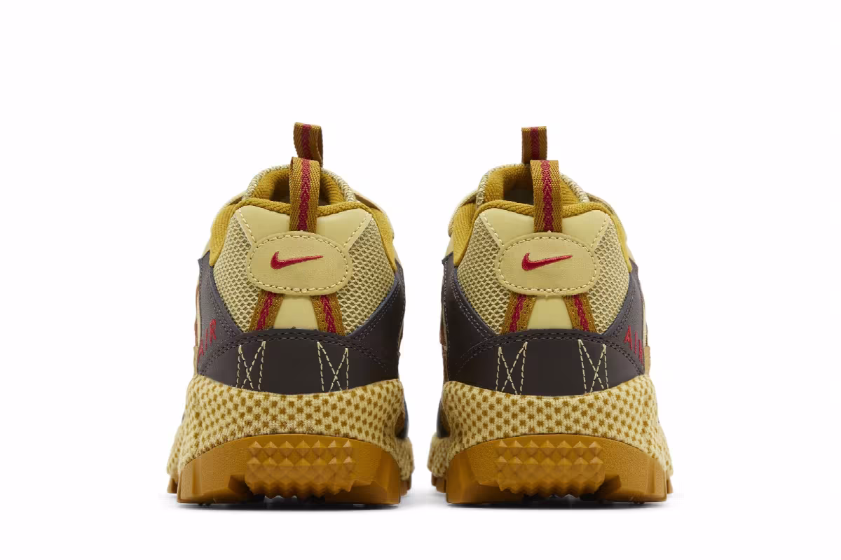 Nike Air Humara QS Buff Gold, view 7