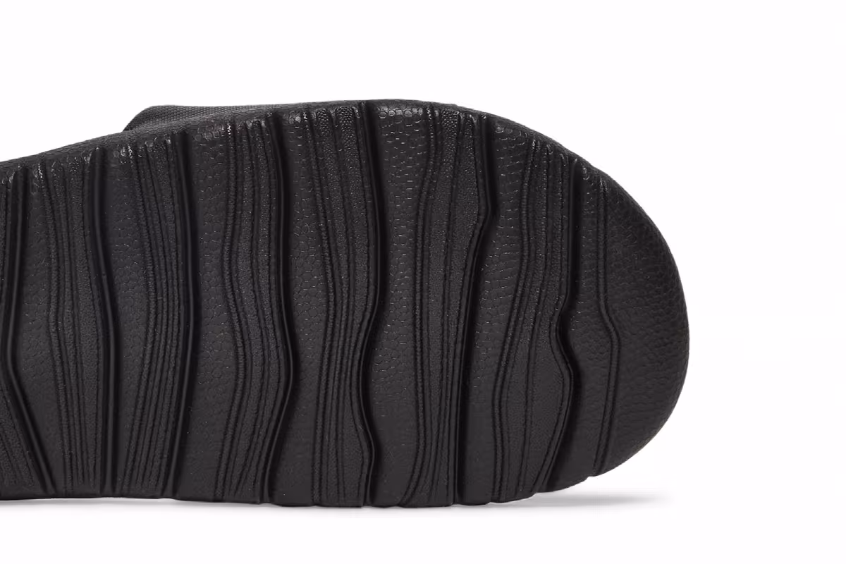 Air Jordan Break Slide Black White, view 6