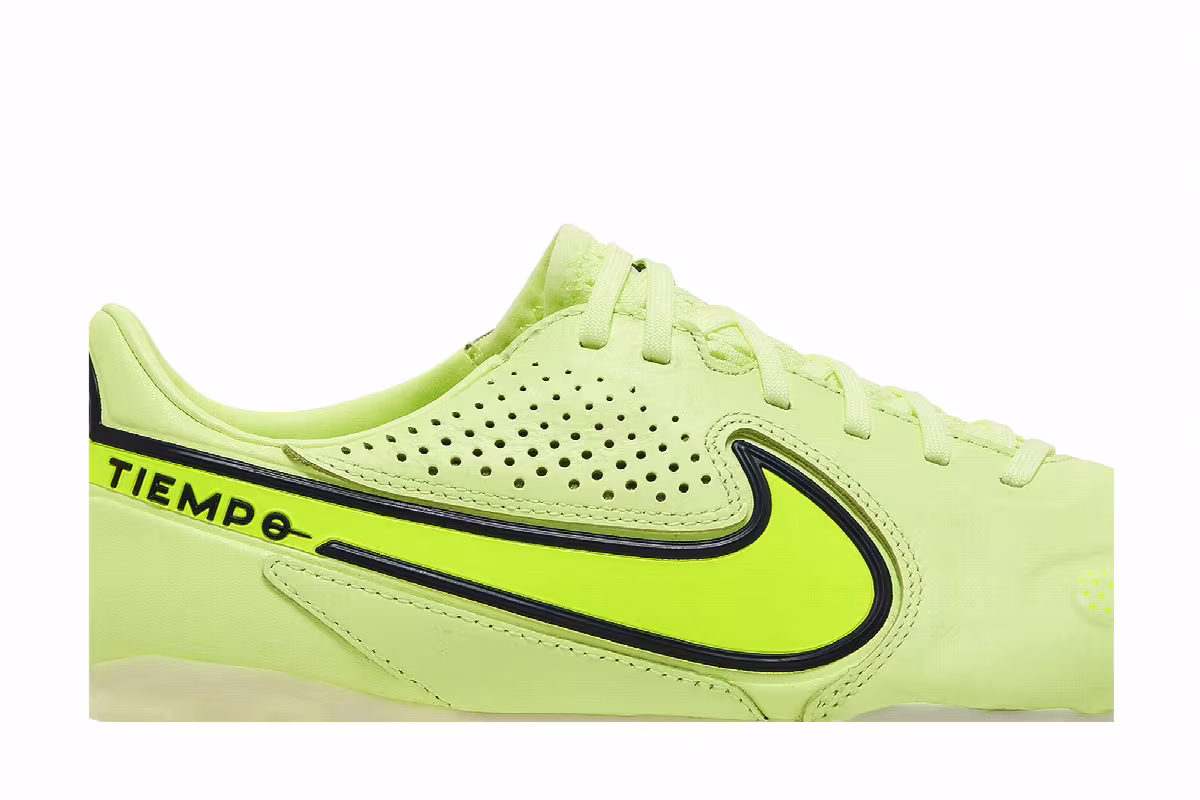 Nike Tiempo Legend 9 Pro FG Luminous Pack, view 3