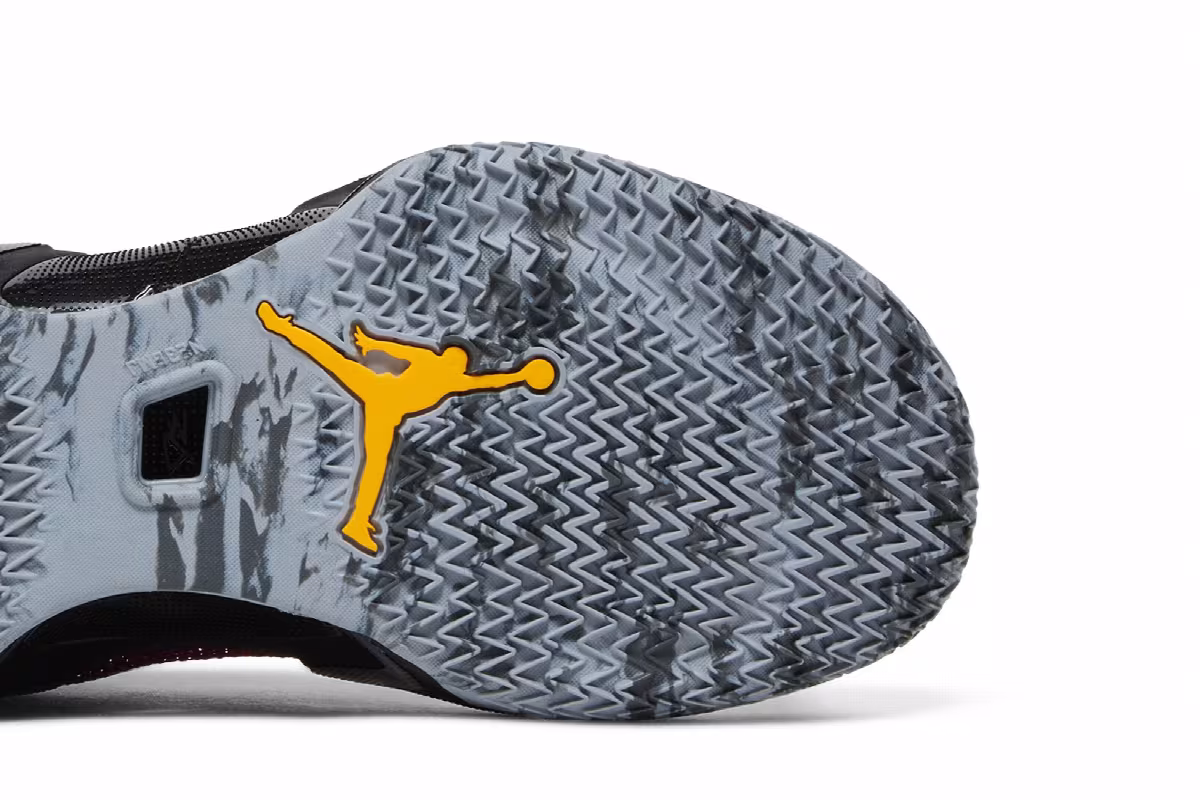 Air Jordan 36 GS Year of the Tiger, view 6