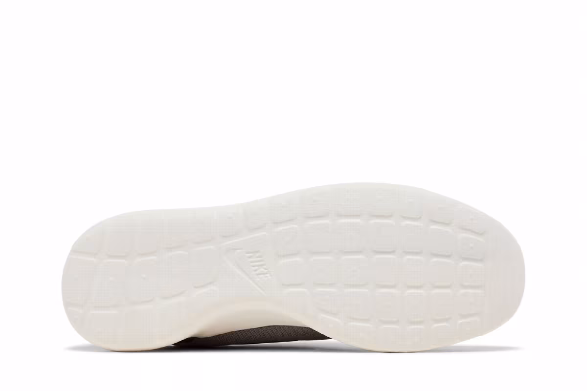 Nike Roshe One Light Taupe, view 5