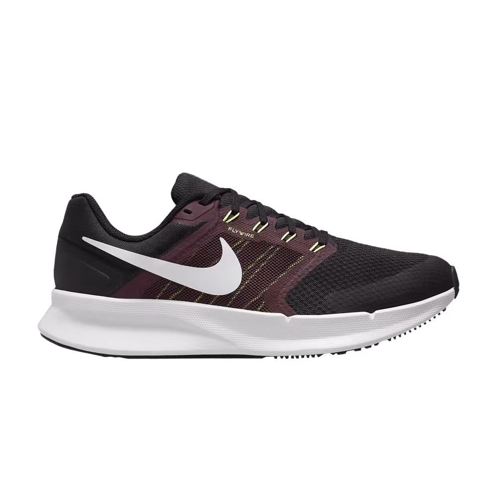 Nike Run Swift 3 Black Burgundy Crush