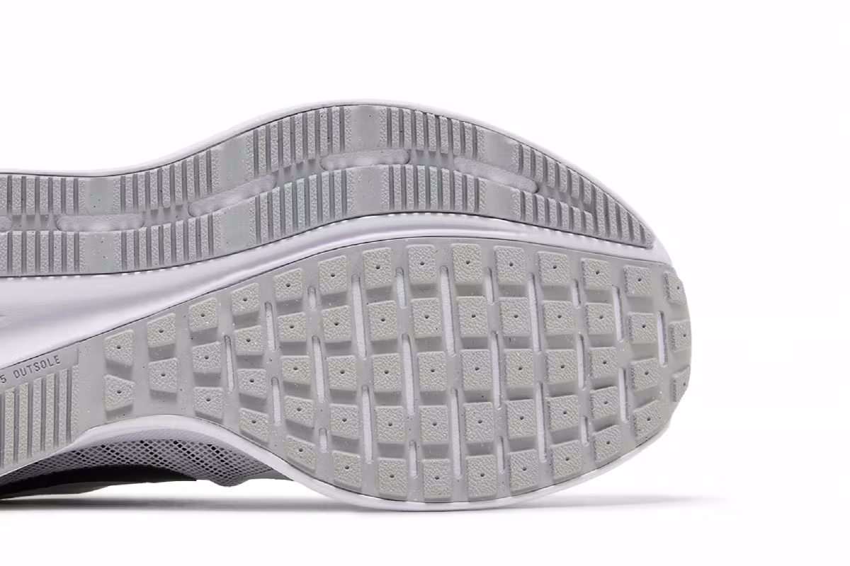 Nike Run Swift 3 Photon Dust Black, view 6