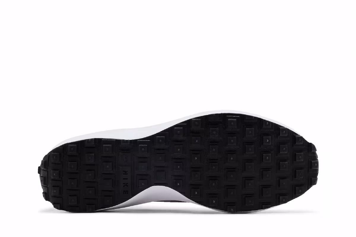 Nike Waffle Debut White Black, view 5