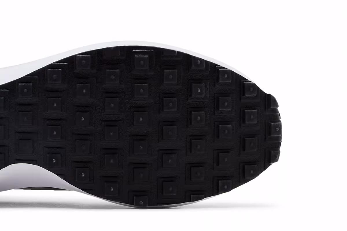 Nike Waffle Debut White Black, view 6